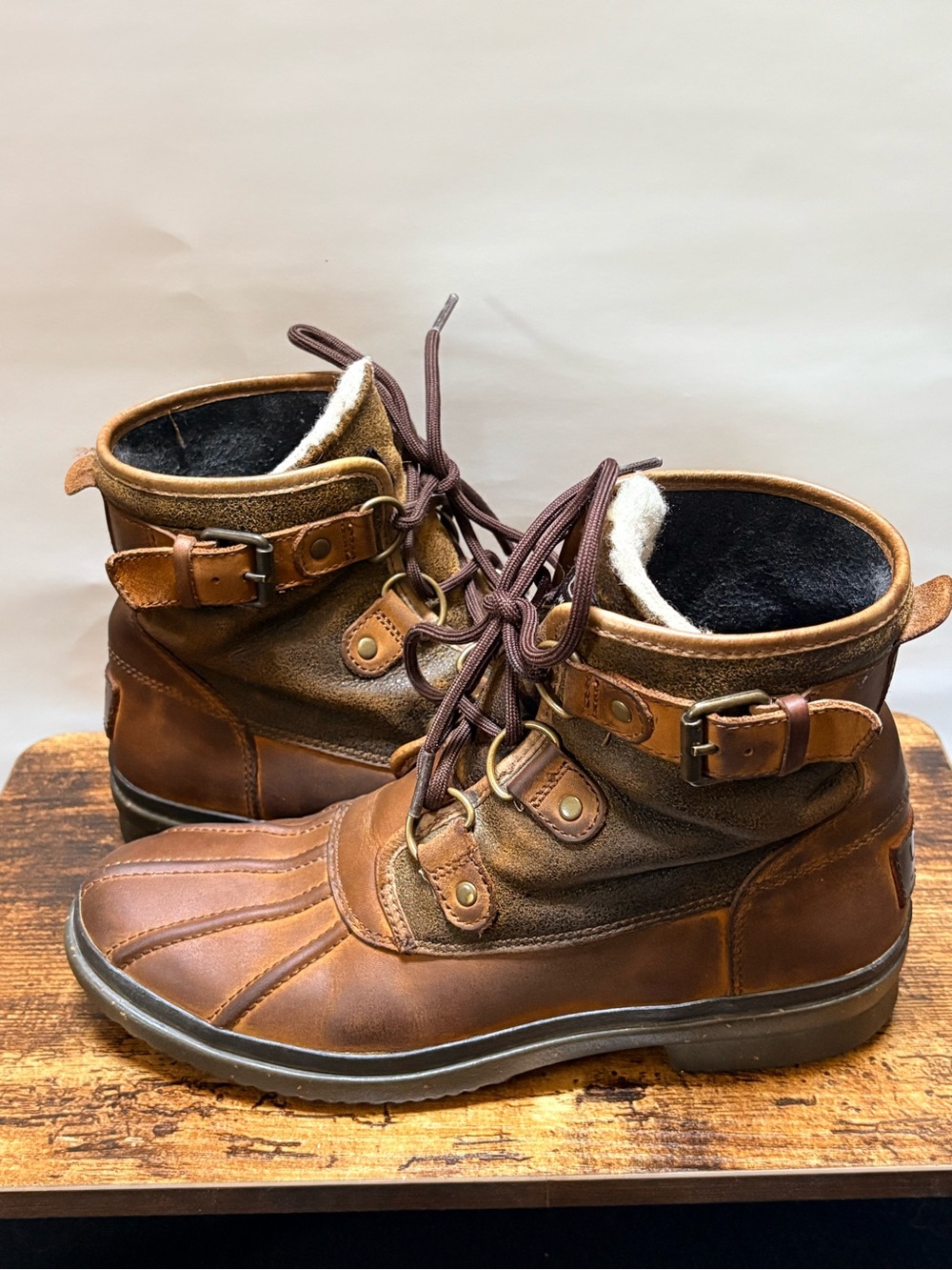 UGG | "Cecile" Women's Waterproof Leather Lace-Up Cold-Weather Duck Boots - 7.5
